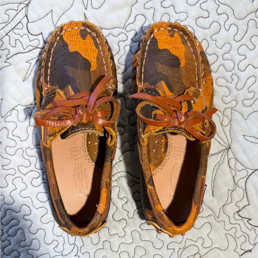 Venettini 55 Scott Boys Camo Leather Moccasin Loafers Euro 24- US 7.5/8 💛